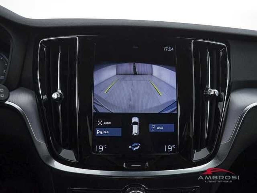 Volvo V60 Cross Country usata a Viterbo (19)