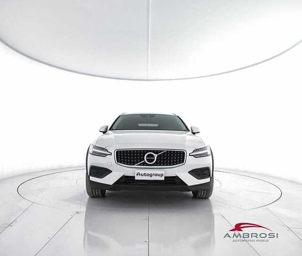 Volvo V60 Cross Country usata a Viterbo (5)
