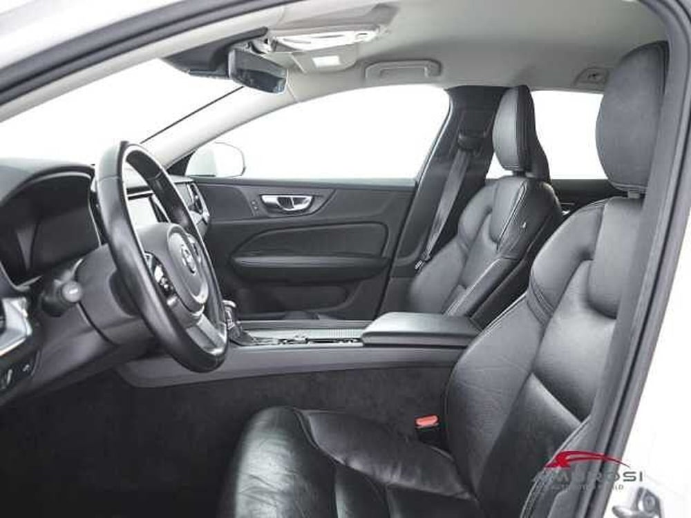 Volvo V60 Cross Country usata a Viterbo (9)