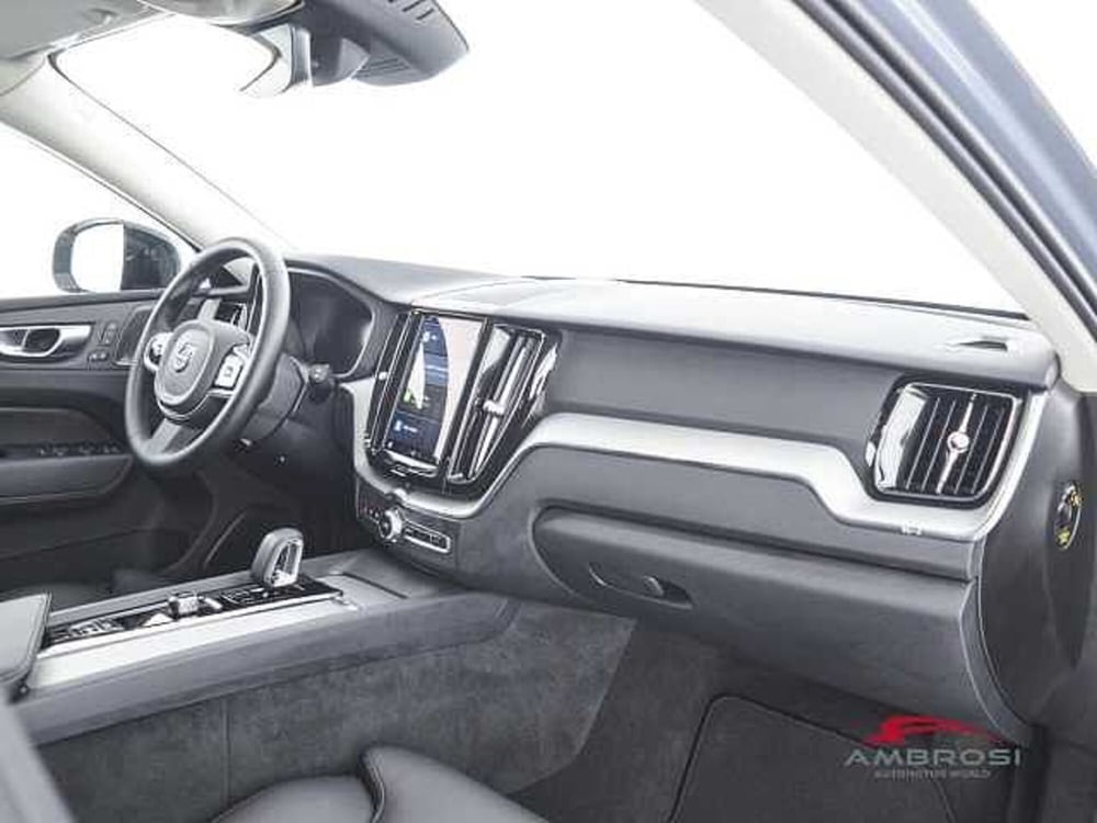 Volvo XC60 usata a Viterbo (12)