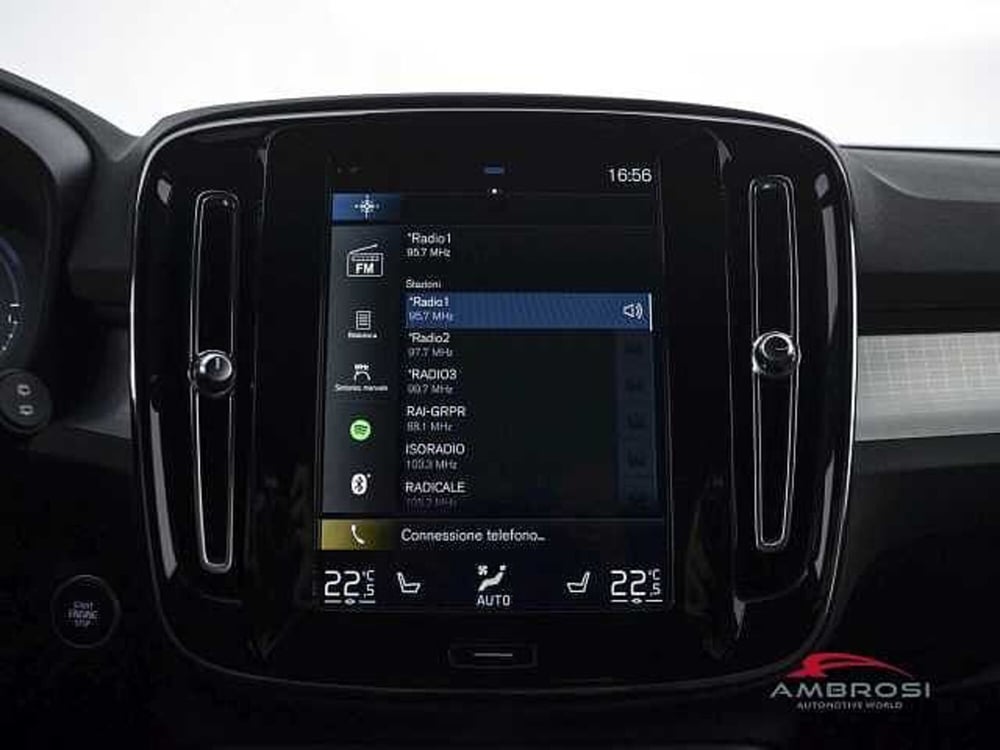 Volvo XC40 usata a Viterbo (14)