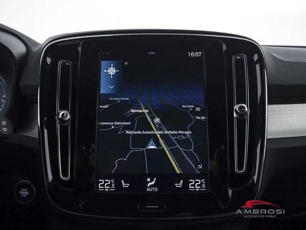 Volvo XC40 usata a Viterbo (17)