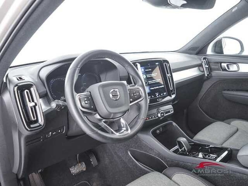 Volvo XC40 usata a Viterbo (8)