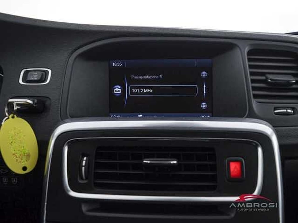 Volvo V60 usata a Viterbo (14)