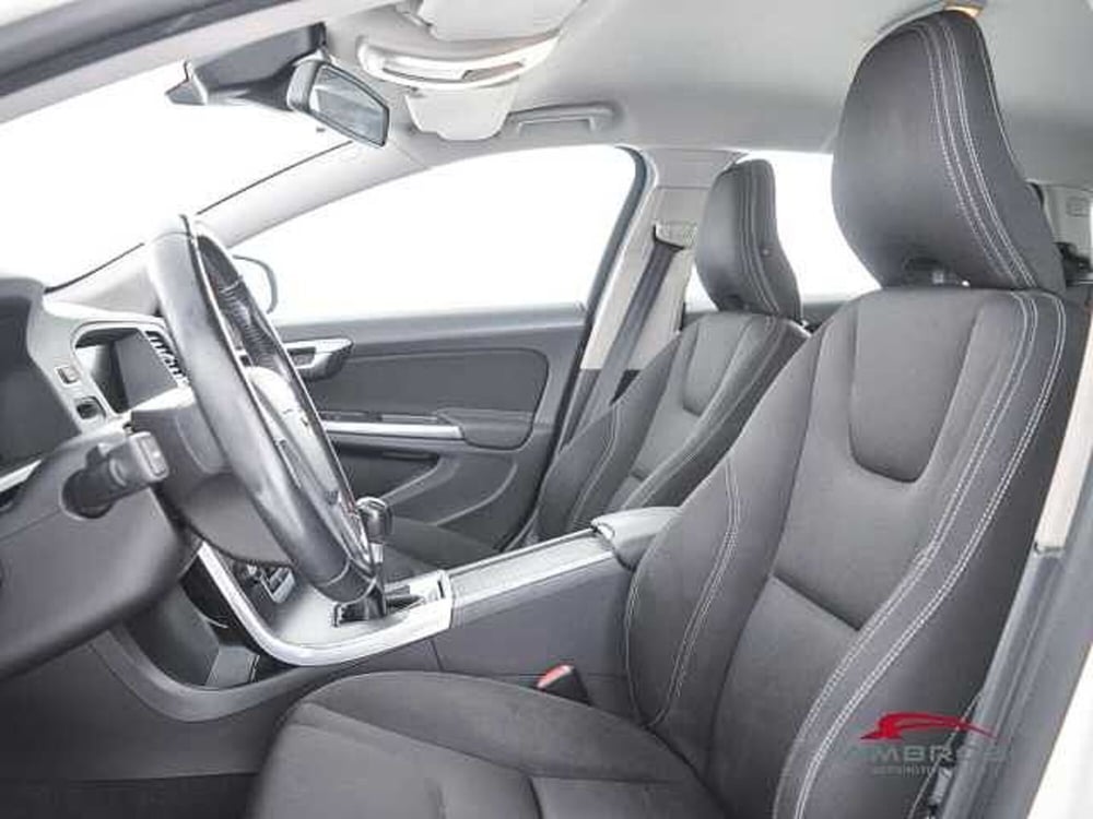 Volvo V60 usata a Viterbo (9)