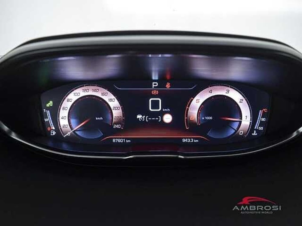 Peugeot 5008 usata a Viterbo (15)
