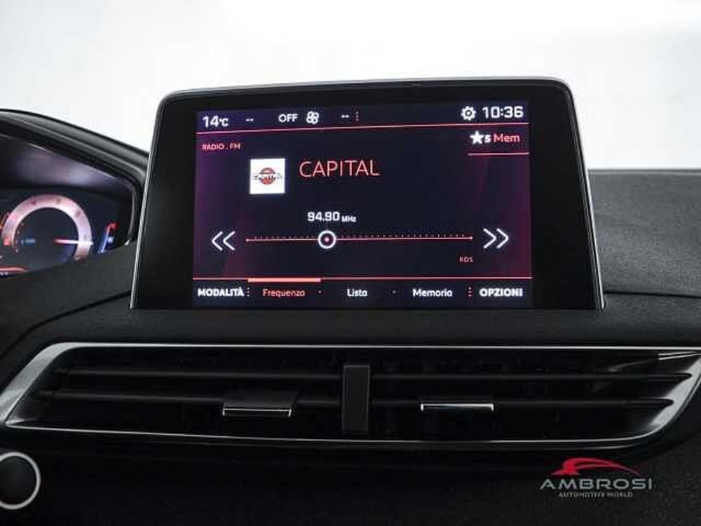 Peugeot 5008 usata a Viterbo (16)