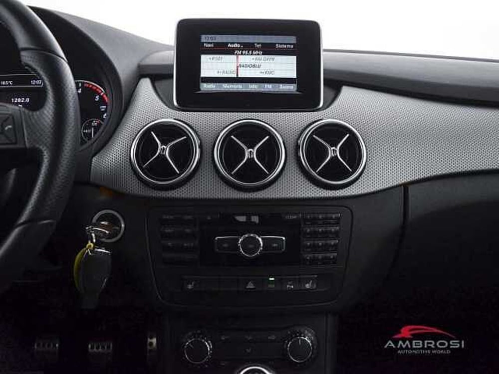 Mercedes-Benz Classe B usata a Viterbo (18)