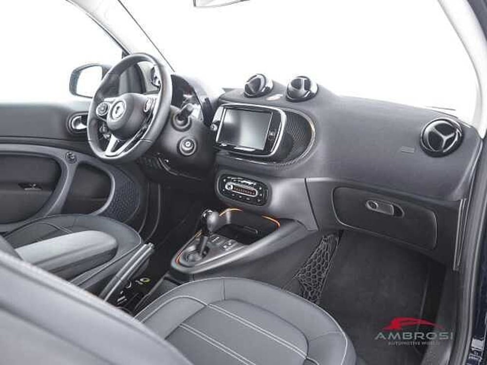 smart Fortwo Cabrio usata a Viterbo (11)