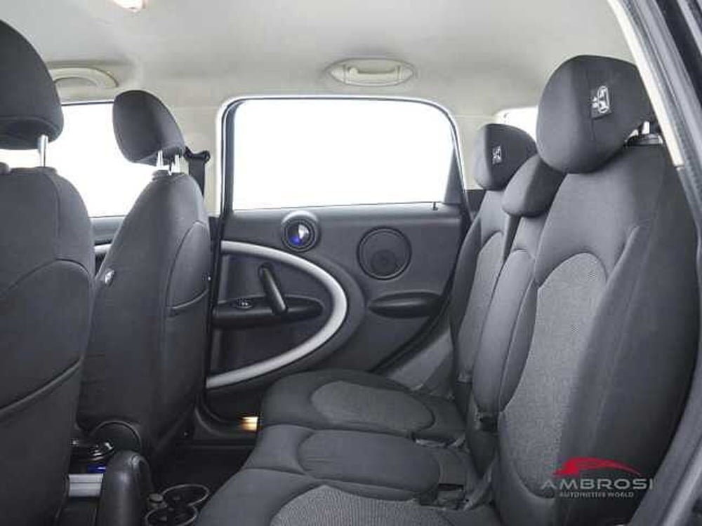 MINI Mini Countryman usata a Viterbo (10)