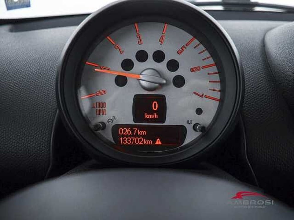 MINI Mini Countryman usata a Viterbo (13)