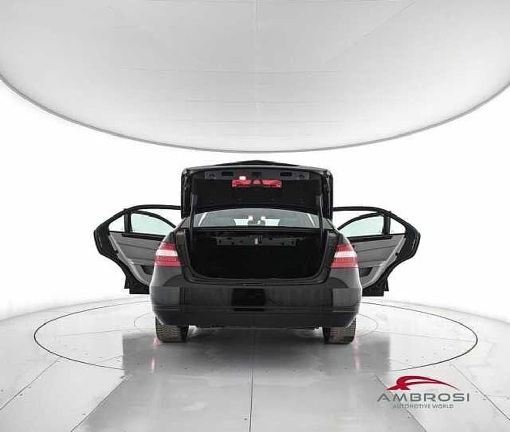 Mercedes-Benz Classe E usata a Viterbo (7)