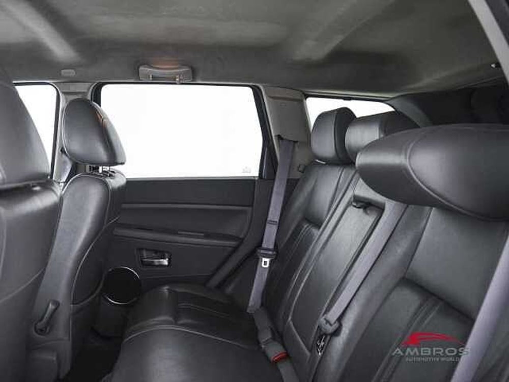 Jeep Grand Cherokee usata a Viterbo (10)