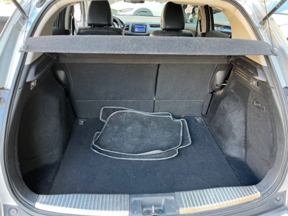 Honda HR-V usata a Prato (7)