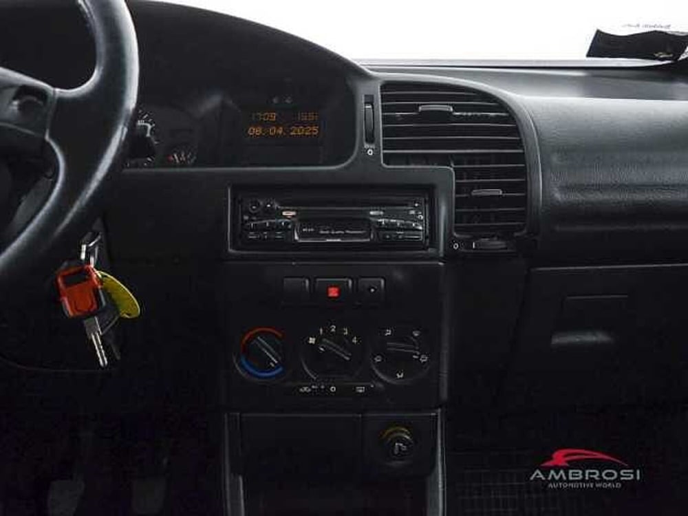 Opel Zafira usata a Viterbo (17)
