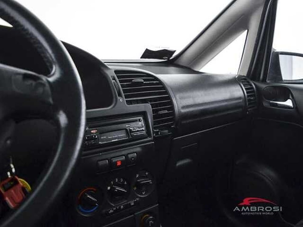 Opel Zafira usata a Viterbo (19)