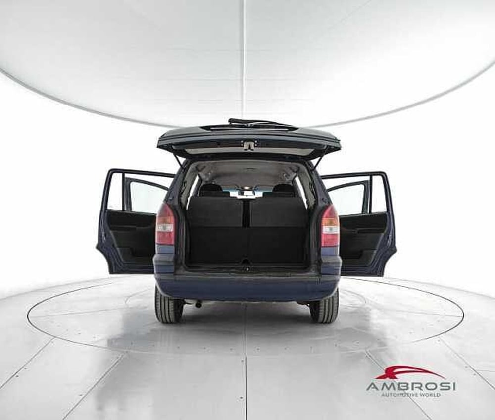 Opel Zafira usata a Viterbo (7)