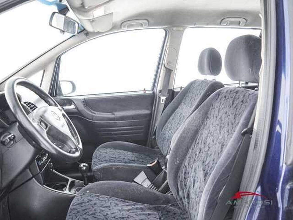 Opel Zafira usata a Viterbo (9)