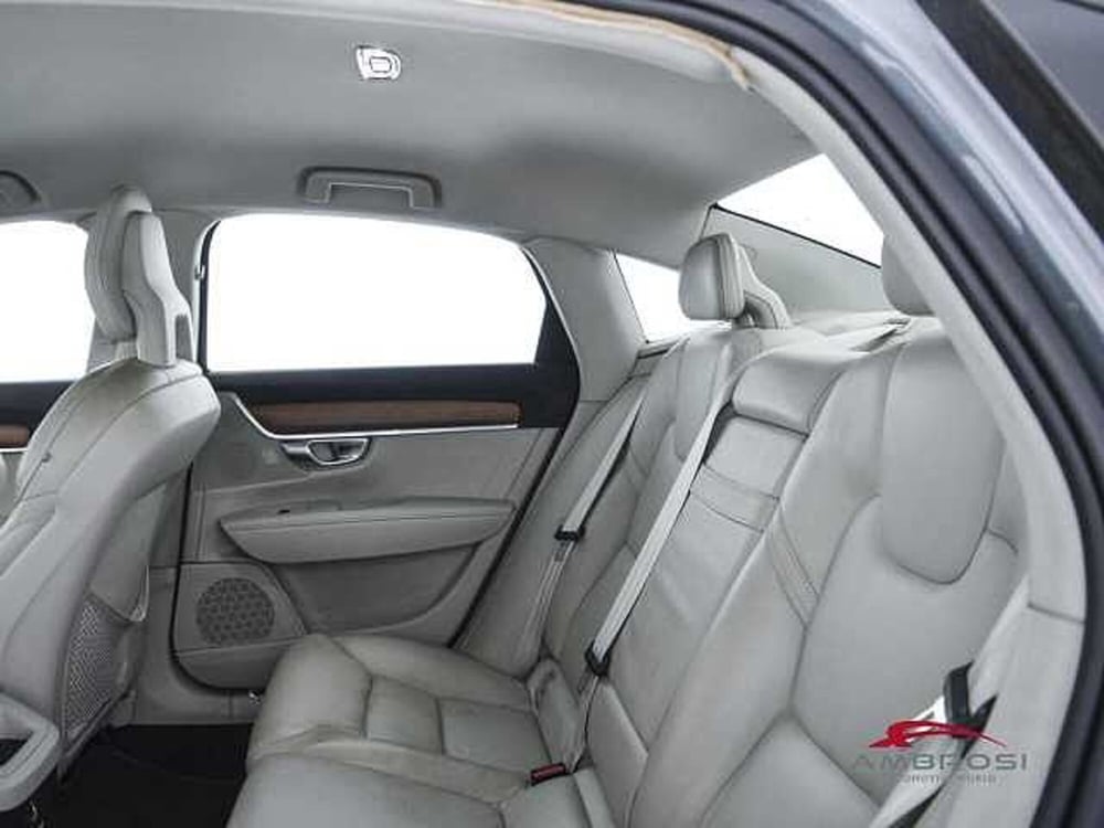 Volvo S90 usata a Viterbo (10)