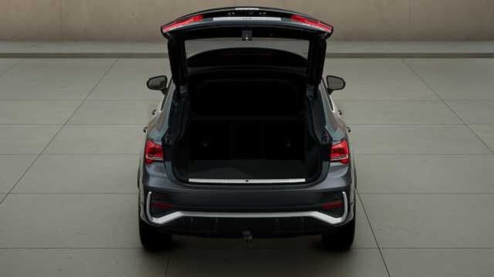 Audi Q3 Sportback usata a Varese (5)