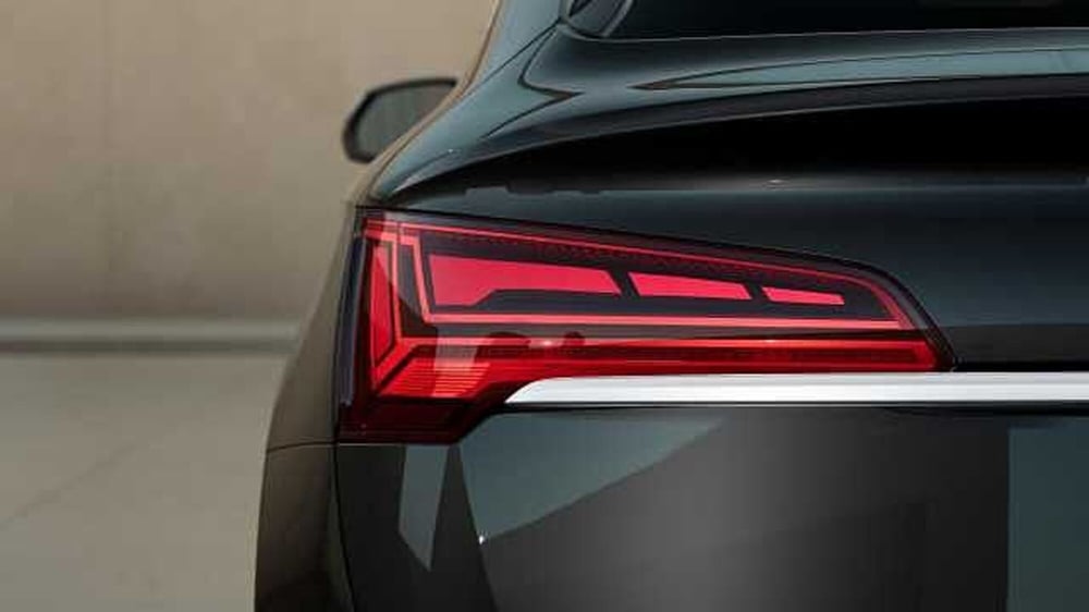 Audi Q5 Sportback usata a Varese (6)