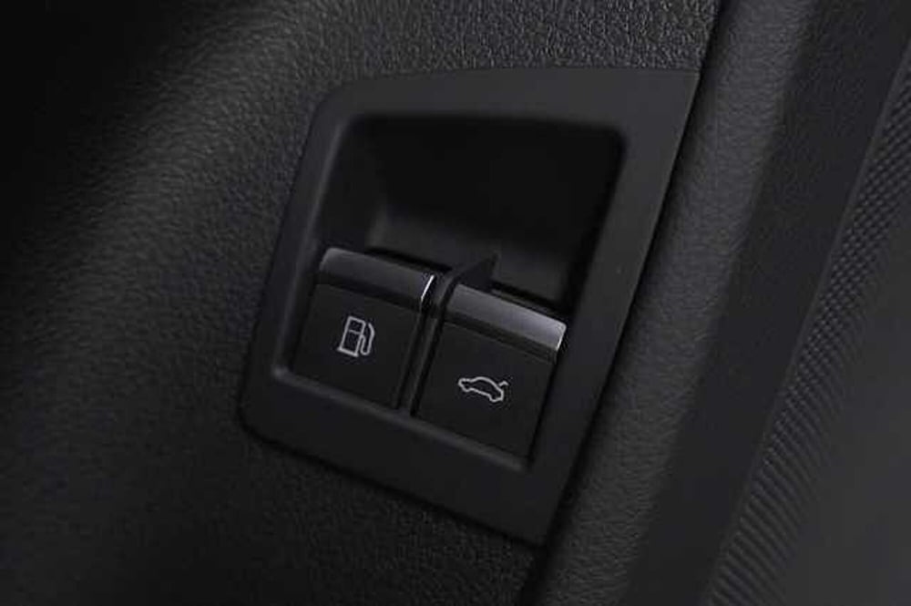 Audi Q7 usata a Como (18)