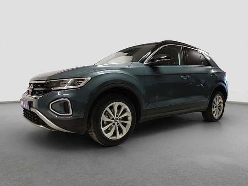Volkswagen T-Roc nuova a Como