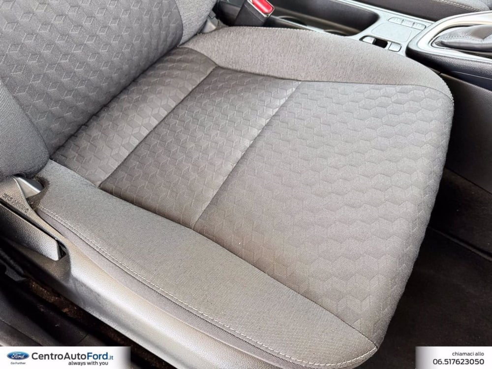 Toyota Yaris Cross usata a Roma (8)