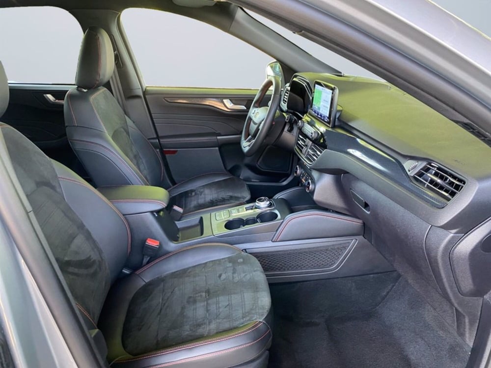 Ford Kuga usata a Milano (11)