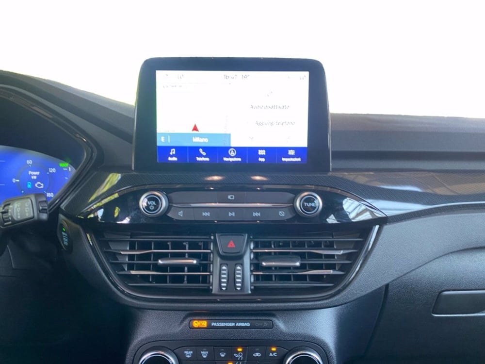 Ford Kuga usata a Milano (14)