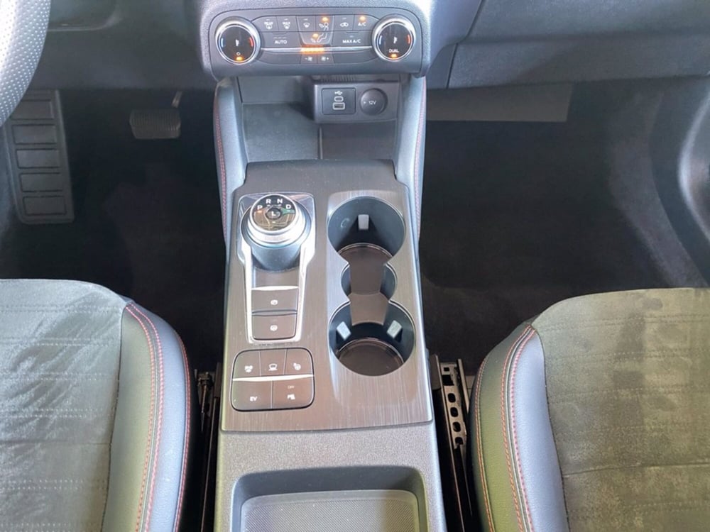 Ford Kuga usata a Milano (15)
