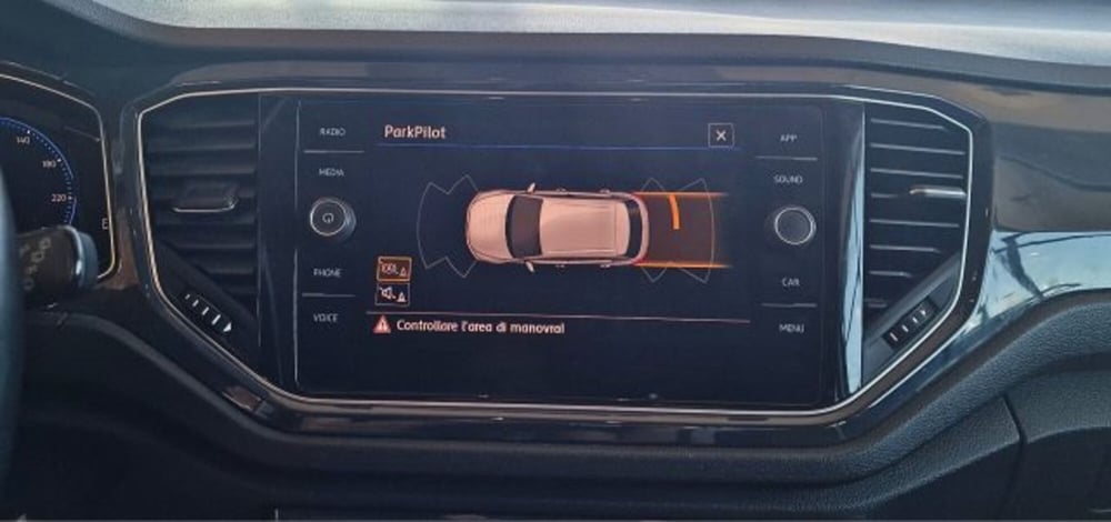 Volkswagen T-Roc usata a Verona (14)