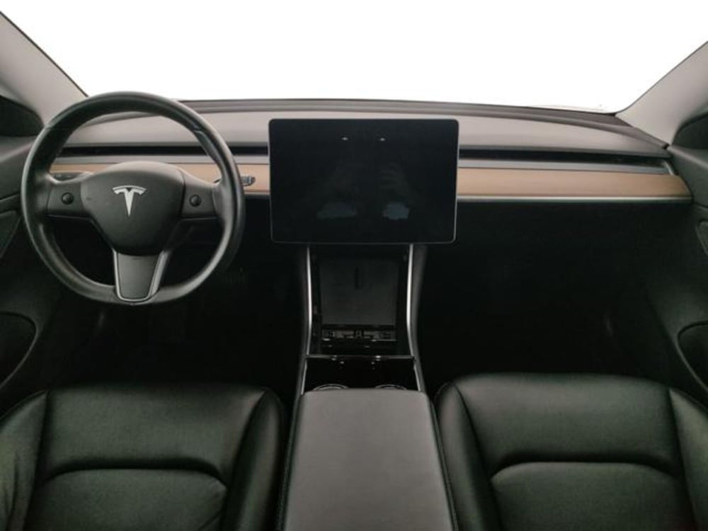 Tesla Model 3 usata a Modena (15)