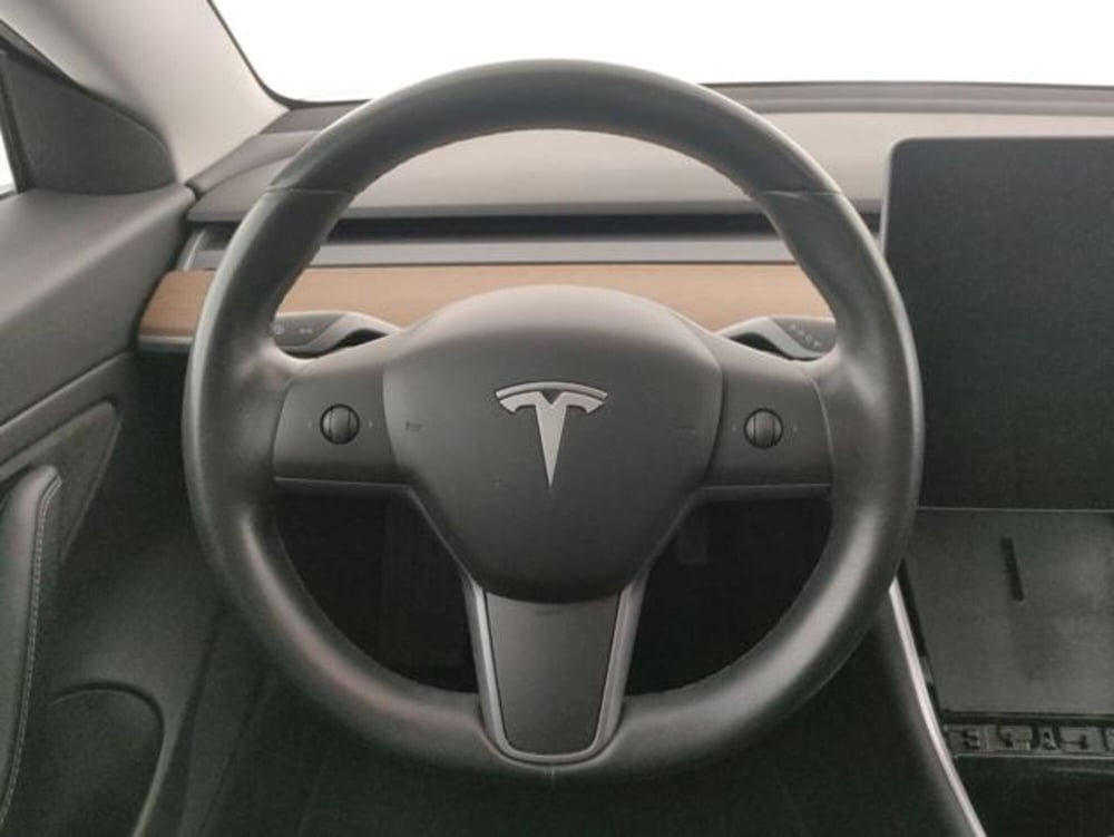 Tesla Model 3 usata a Modena (16)