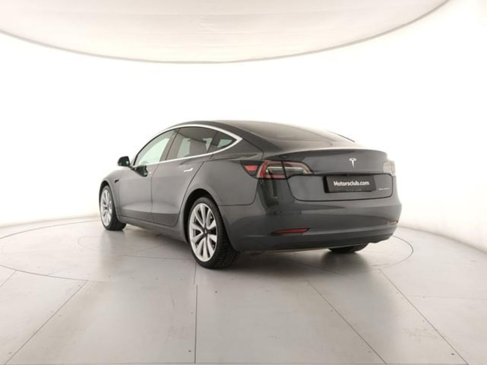 Tesla Model 3 usata a Modena (3)