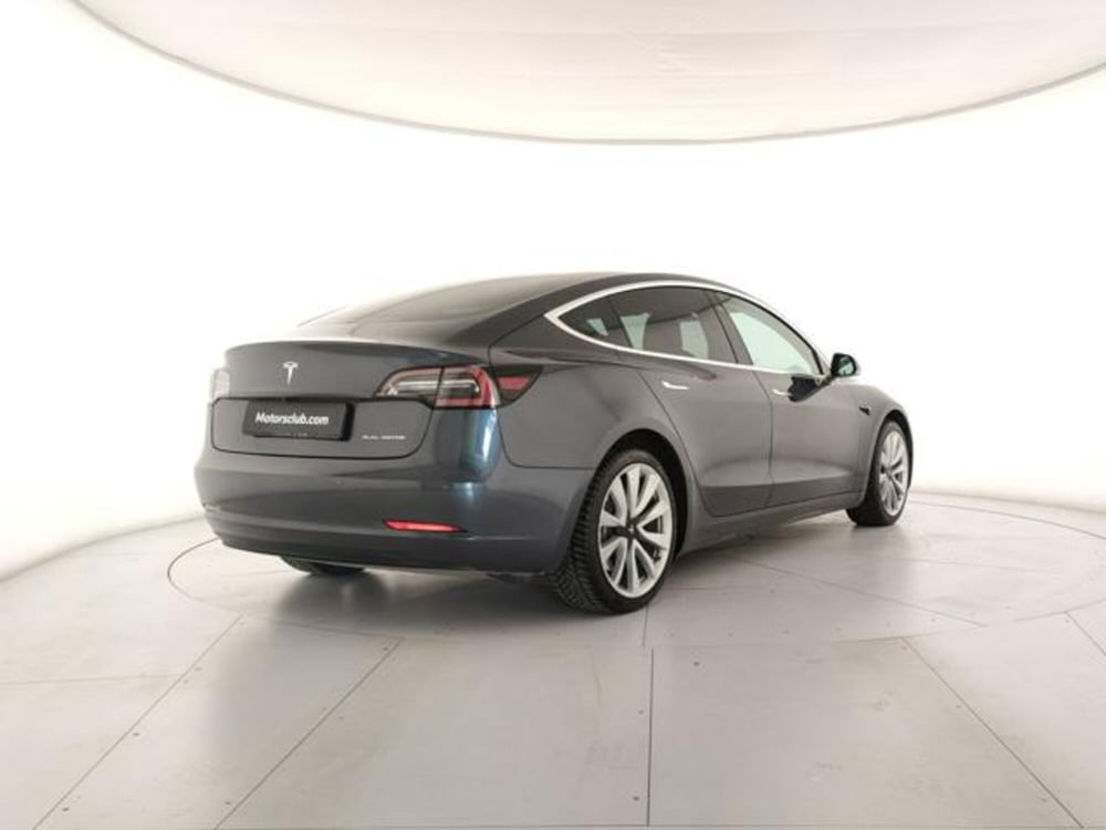 Tesla Model 3 usata a Modena (5)