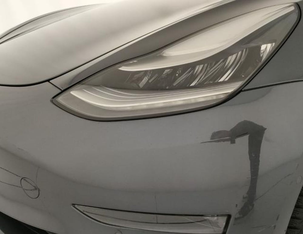 Tesla Model 3 usata a Modena (9)