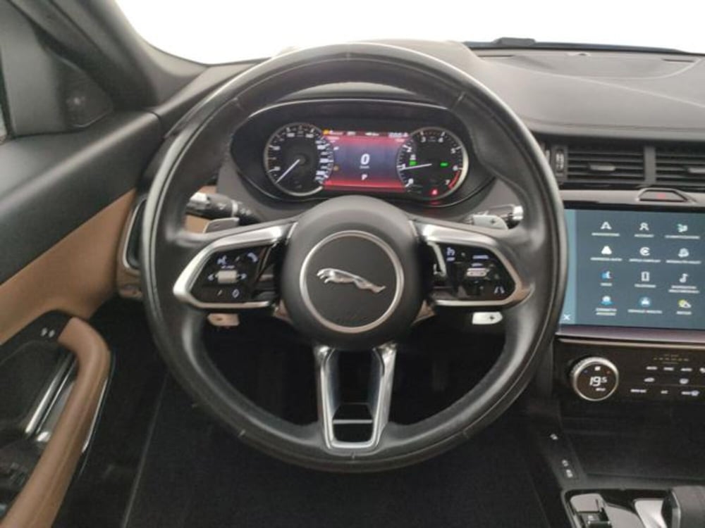 Jaguar E-Pace usata a Modena (15)