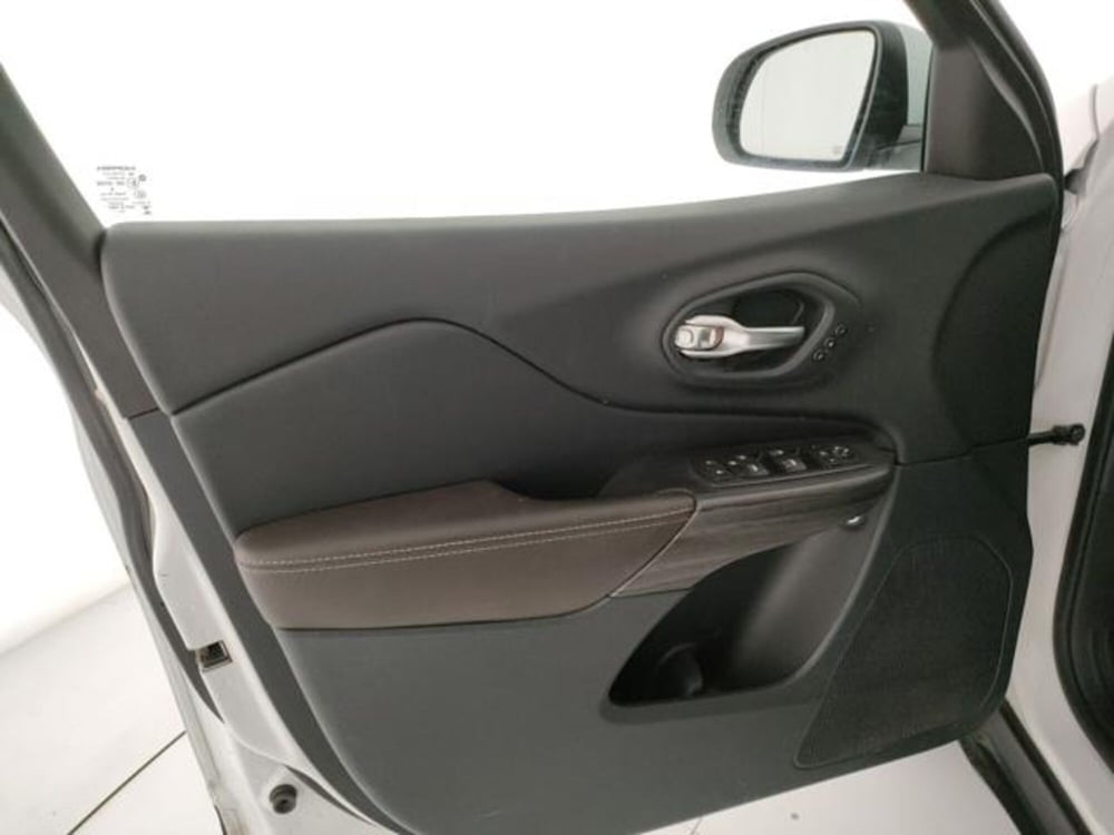 Jeep Cherokee usata a Modena (11)