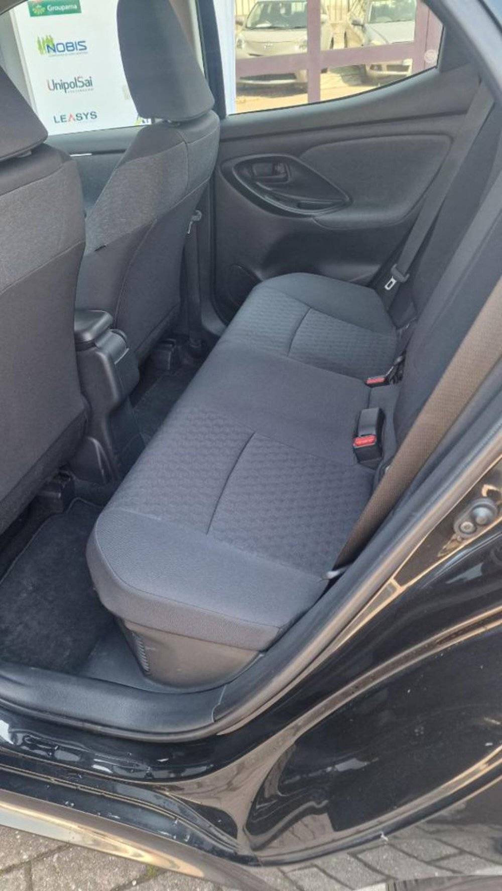 Toyota Yaris usata a Milano (12)