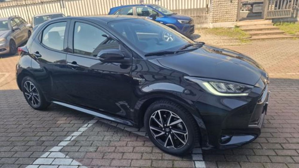 Toyota Yaris usata a Milano (2)