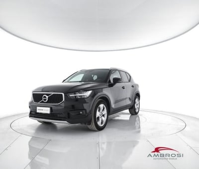 Volvo XC40 T2 Momentum Pro del 2021 usata a Corciano
