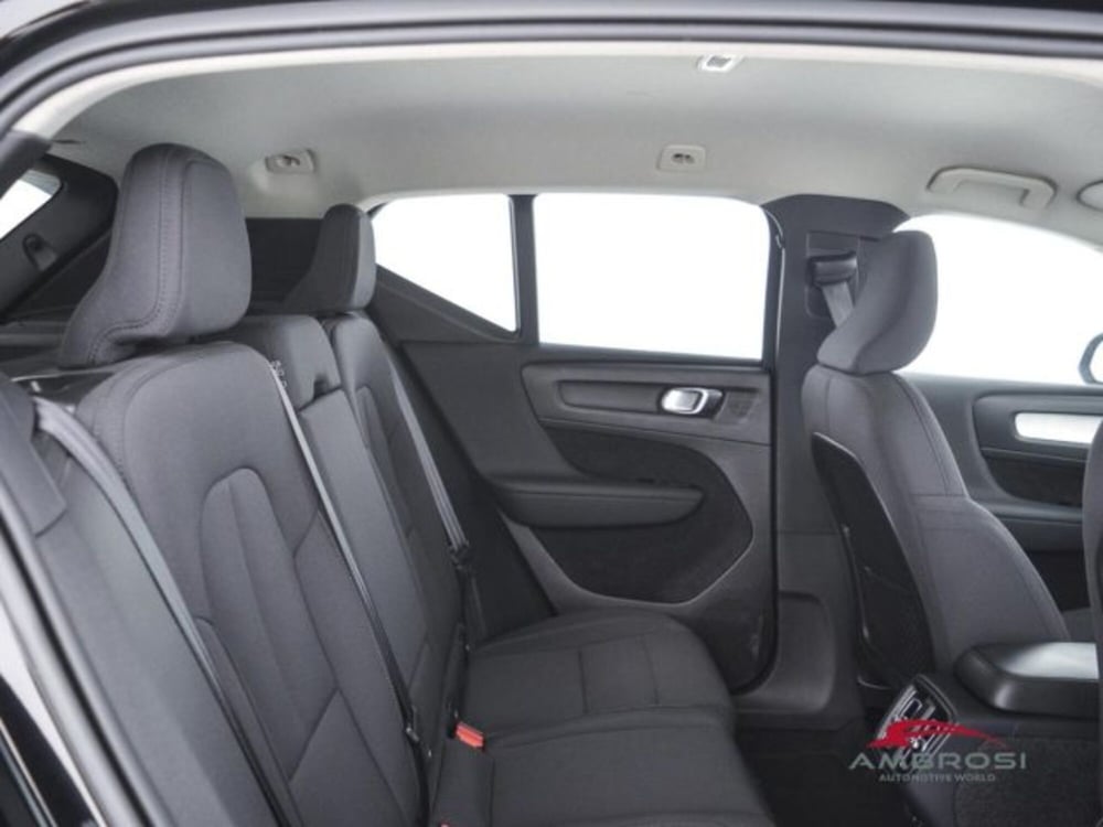 Volvo XC40 usata a Perugia (11)