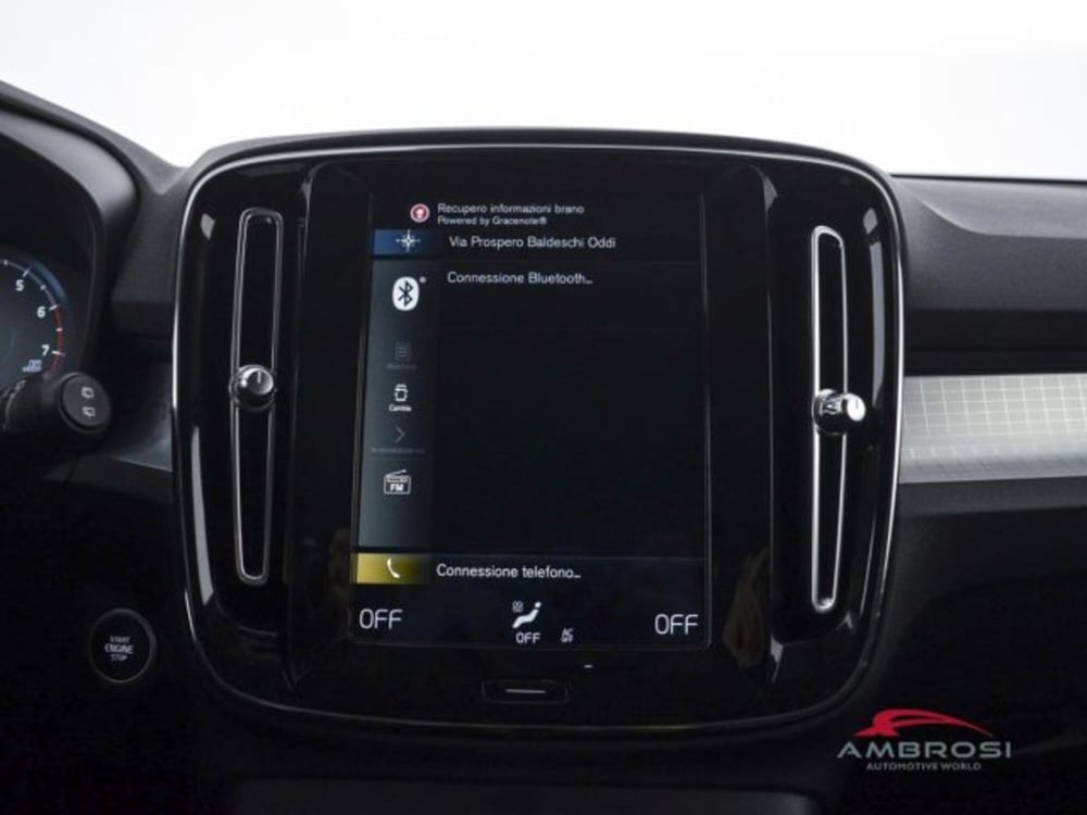 Volvo XC40 usata a Perugia (15)