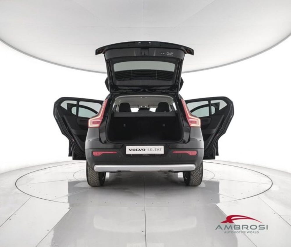 Volvo XC40 usata a Perugia (7)