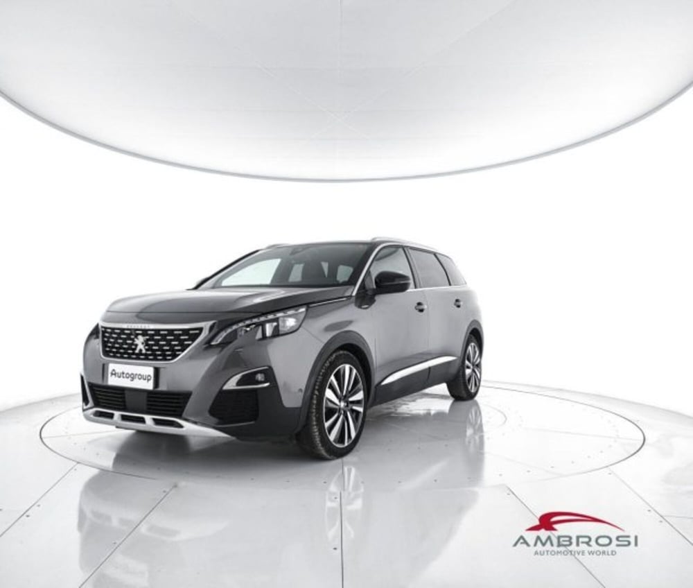Peugeot 5008 usata a Perugia