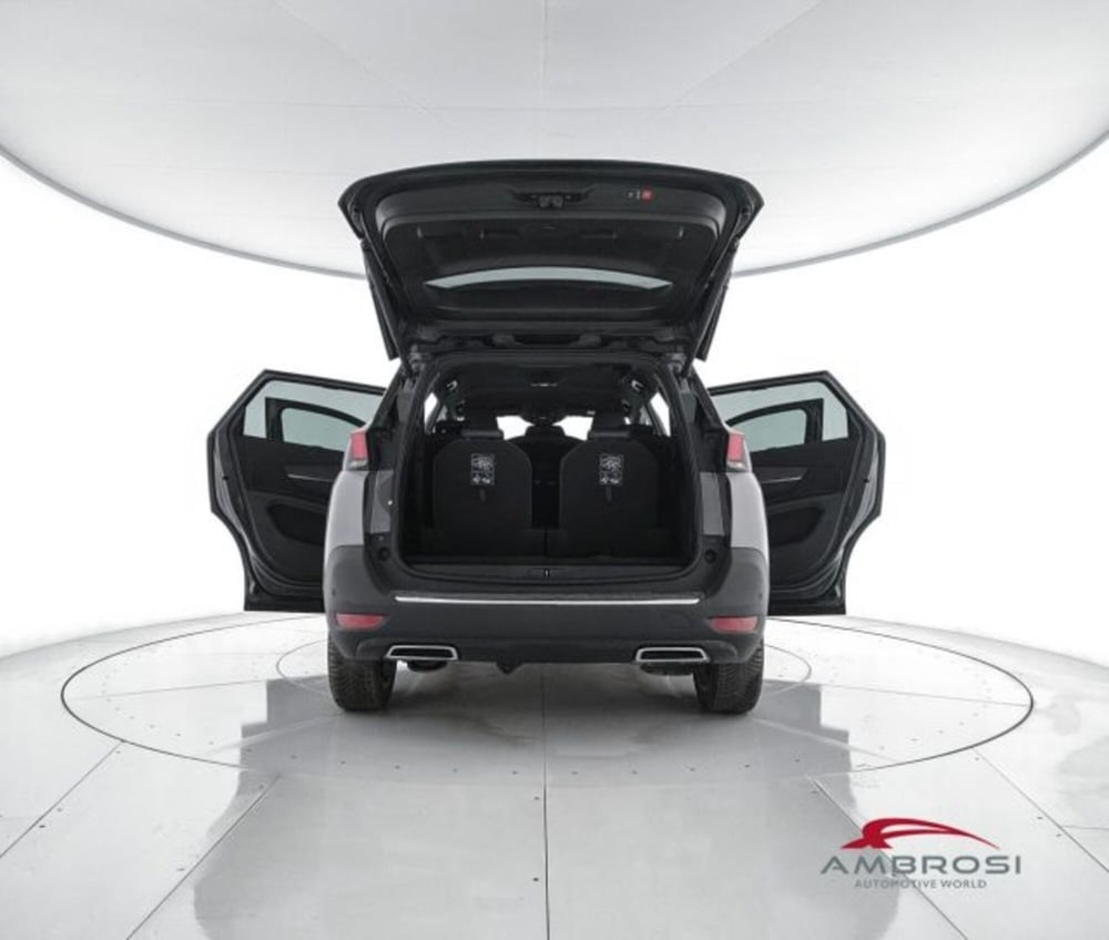 Peugeot 5008 usata a Perugia (7)