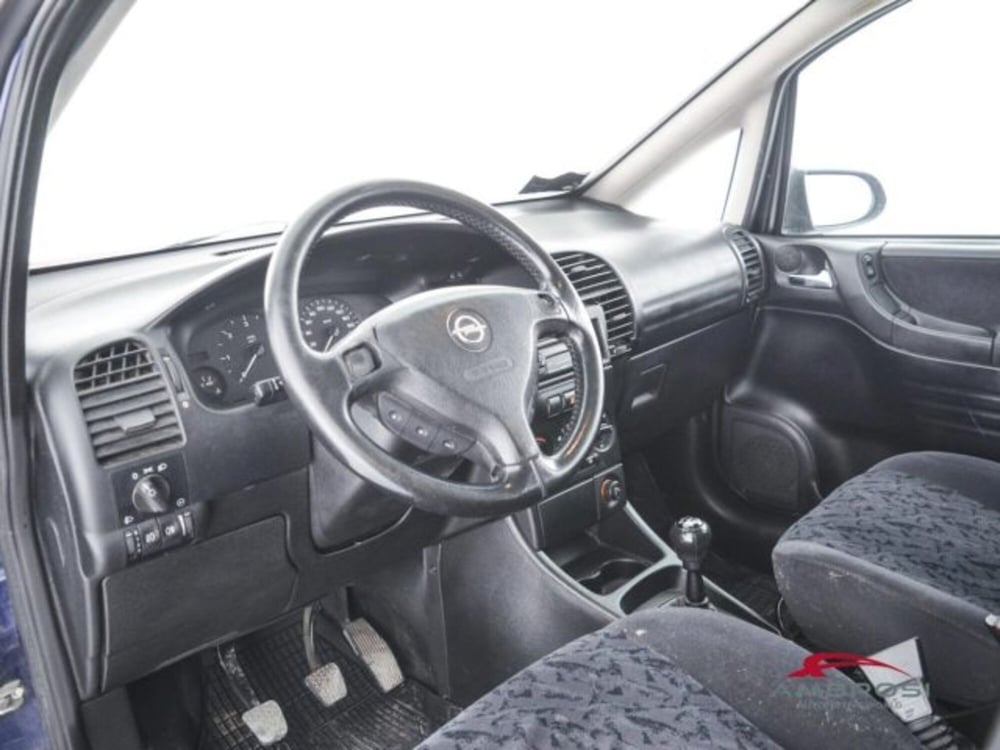 Opel Zafira usata a Perugia (8)