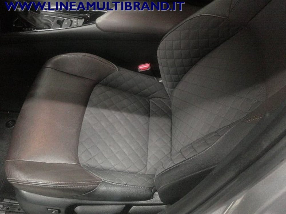 Toyota Toyota C-HR usata a Piacenza (14)