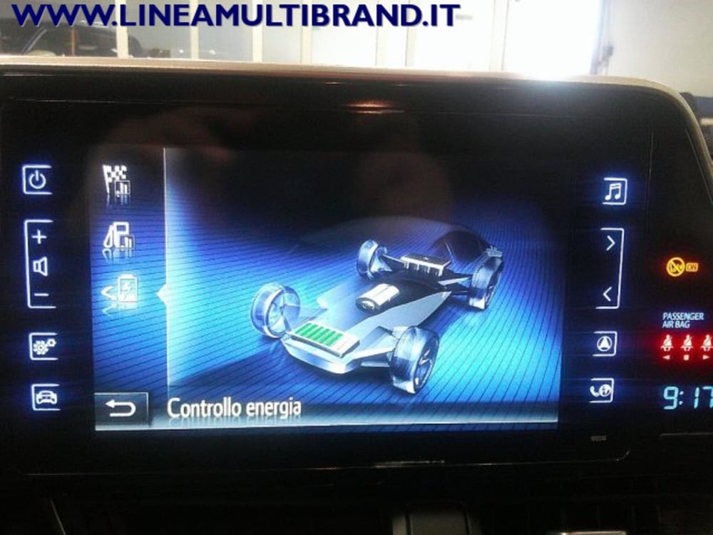 Toyota Toyota C-HR usata a Piacenza (17)